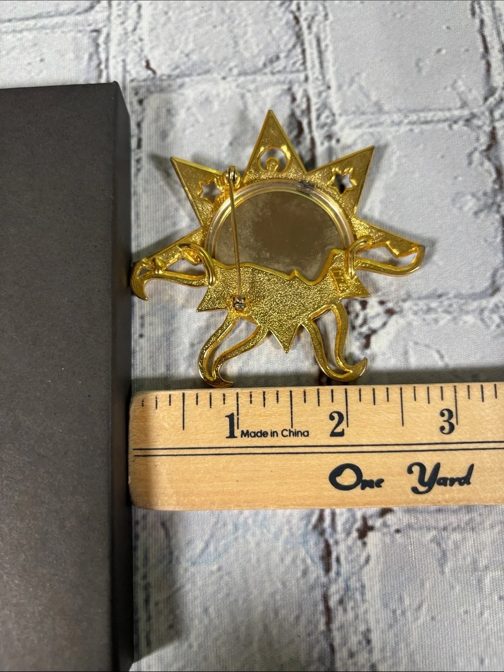 VTG JJ Jonette Signed Celestial Sun Moon Stars Gold Tone Pin Brooch 3